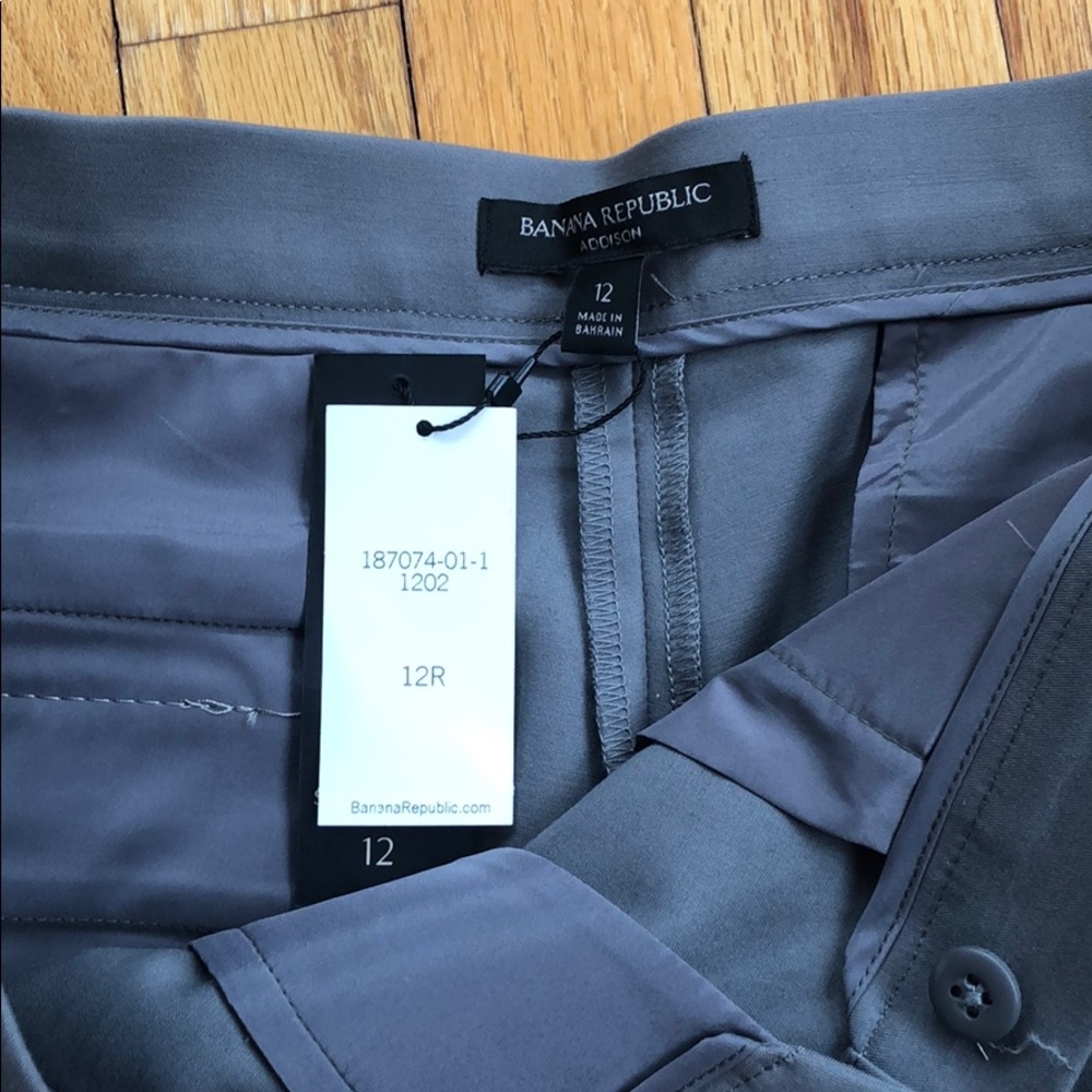 Banana Republic zip pocket flat front Addison Pant - Picture 4 of 5